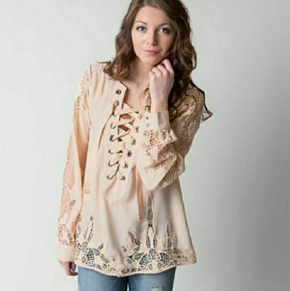 Gimmicks by BKE Lace Up Blouse - Lg